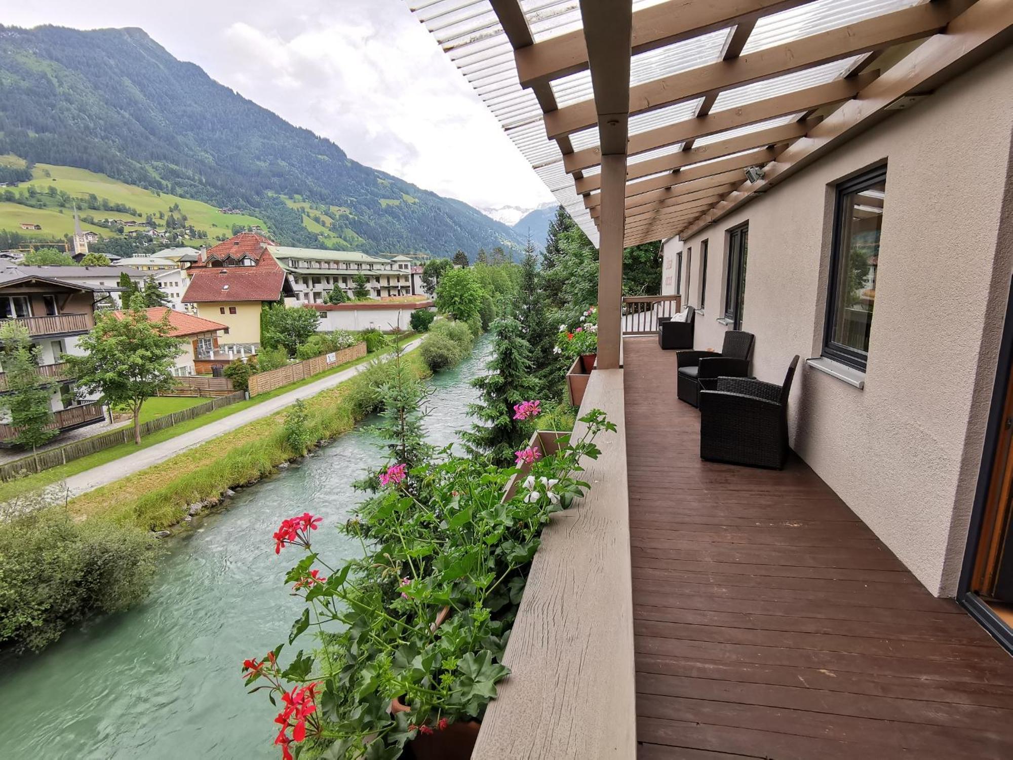 Schlossalm Apartmán *